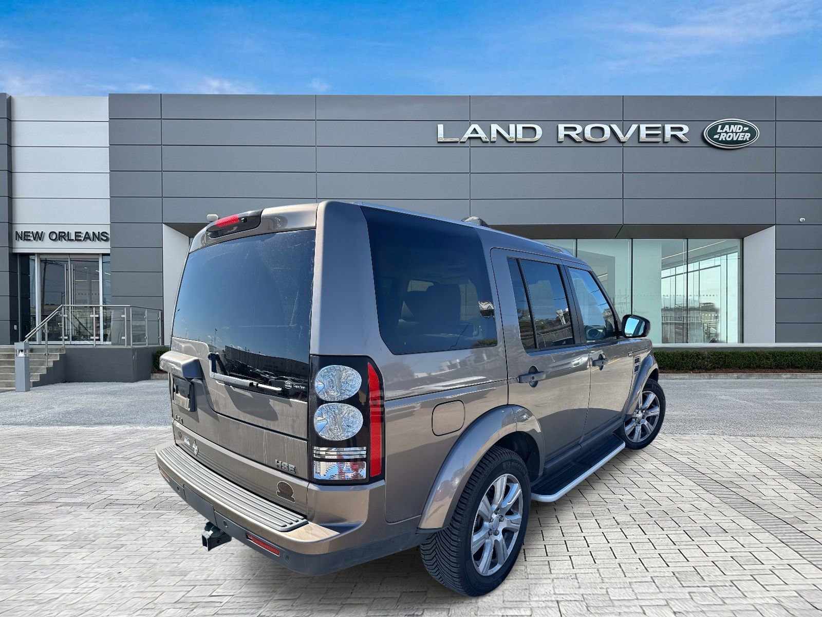 Used 2016 Land Rover LR4 HSE image 6