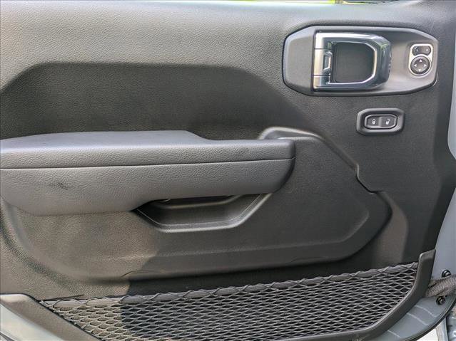 New 2025 Jeep Gladiator Sport image 16