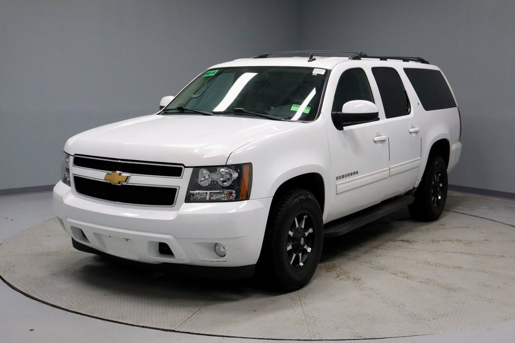 Used 2011 Chevrolet Suburban LT image 5