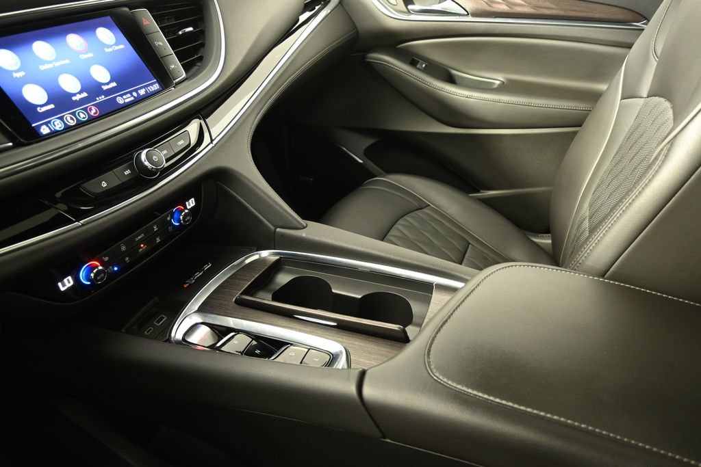 Used 2023 Buick Enclave Avenir w/ LPO, Floor Liner Package AWD/4WD image 36