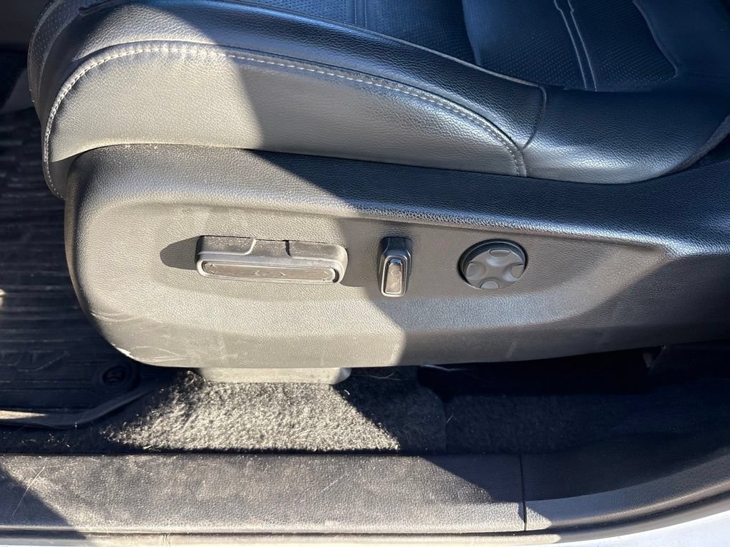 Used 2021 Honda CR-V EX-L image 18