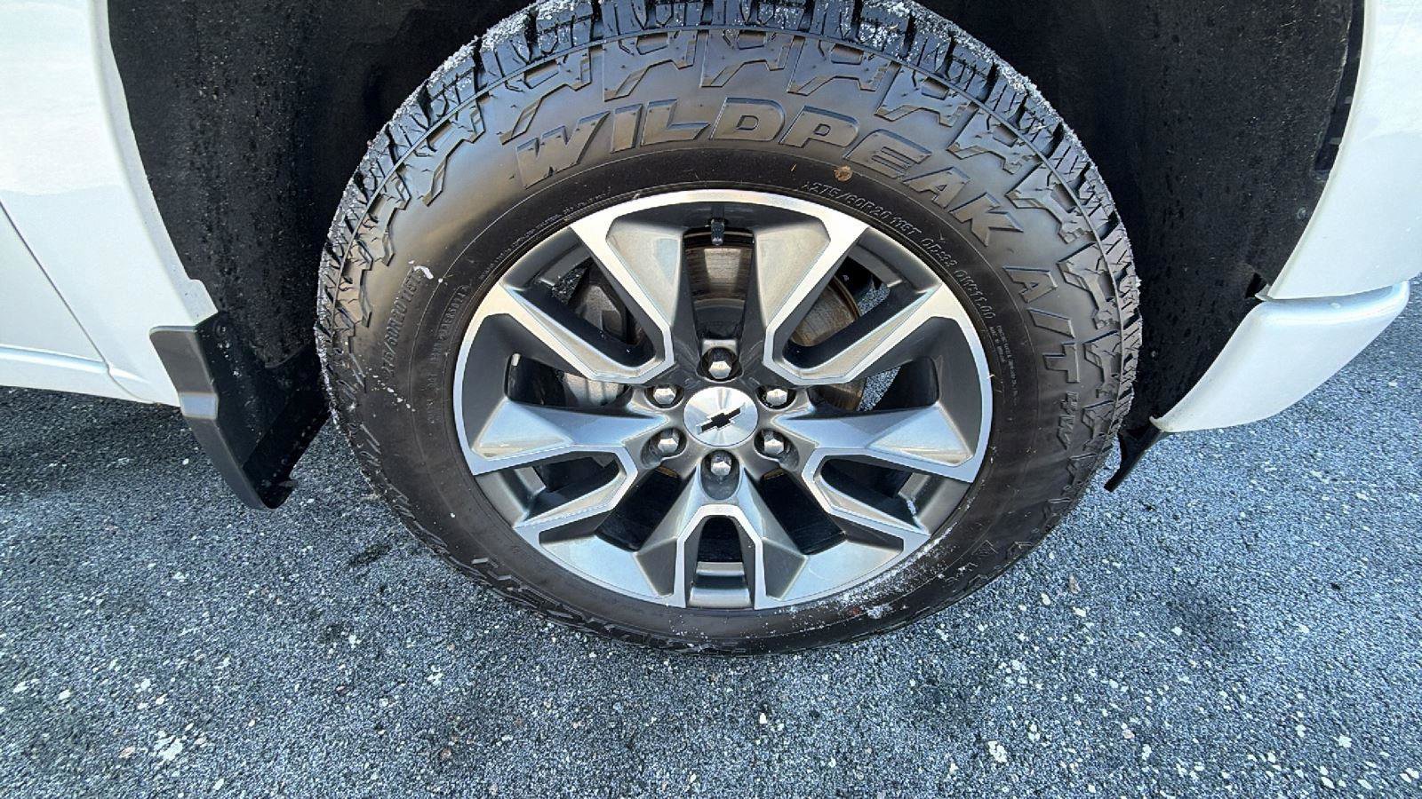 Used 2023 Chevrolet Silverado 1500 RST image 9