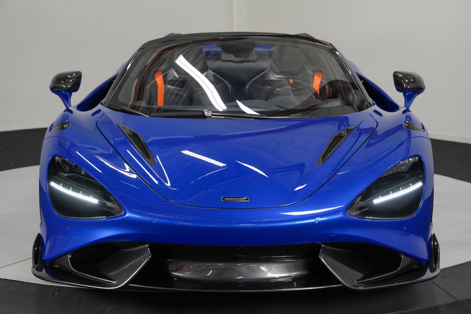 Used 2022 McLaren 765LT RWD image 12