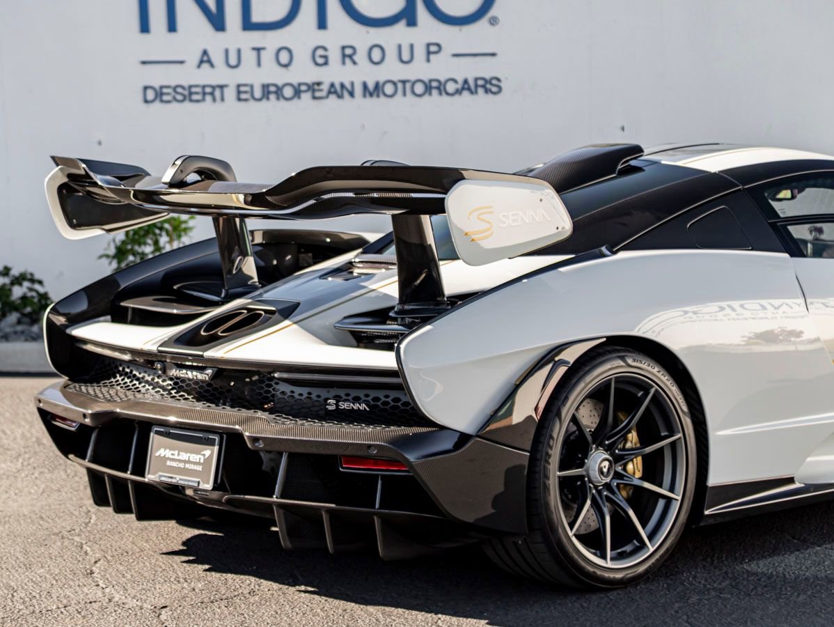 Used 2019 McLaren Senna RWD image 7