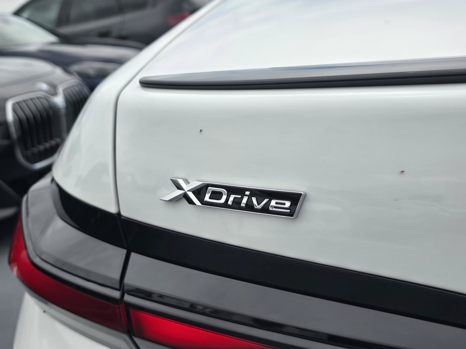 New 2026 BMW 750e xDrive w/ Executive Package AWD/4WD image 7