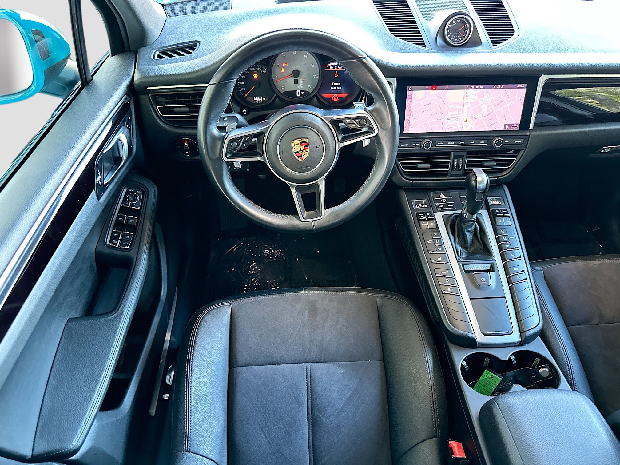 Used 2021 Porsche Macan S image 23