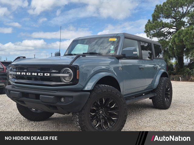 Used 2022 Ford Bronco Outer Banks AWD/4WD image 1