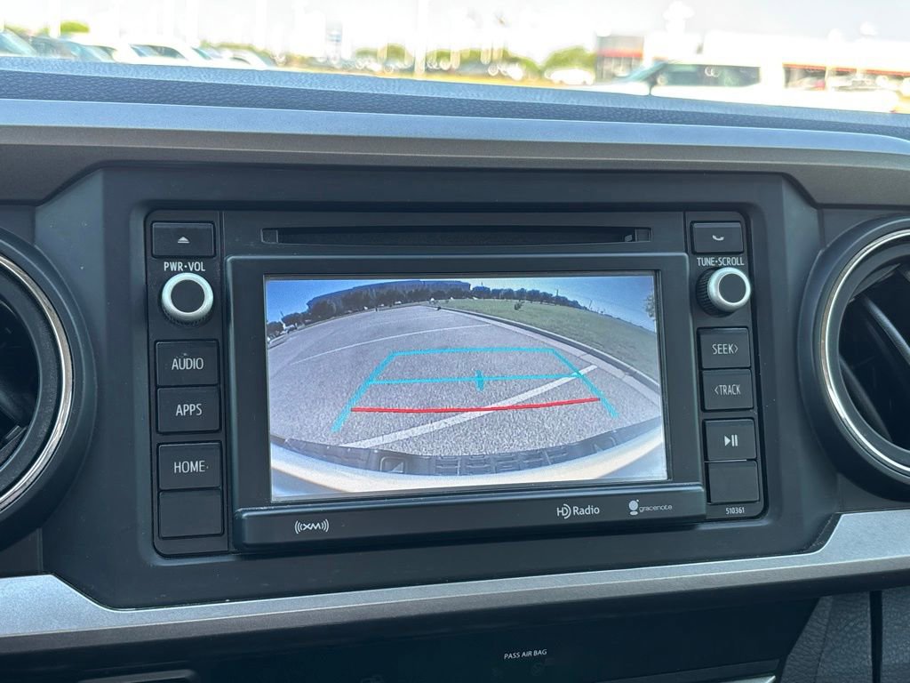 Used 2019 Toyota Tacoma SR5 AWD/4WD image 17