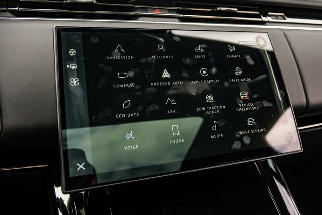 Used 2025 Land Rover Range Rover Sport AWD/4WD image 37