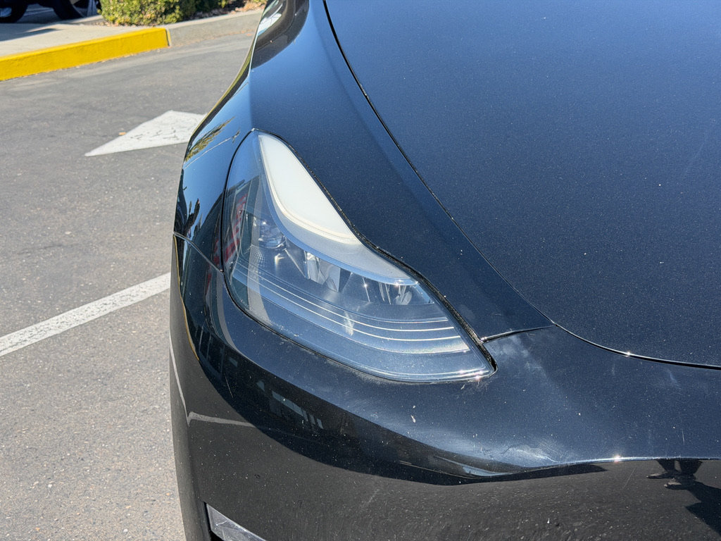 Used 2023 Tesla Model Y Long Range AWD/4WD image 5