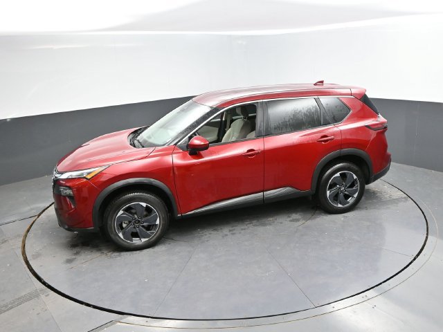 Used 2025 Nissan Rogue SV AWD/4WD image 41