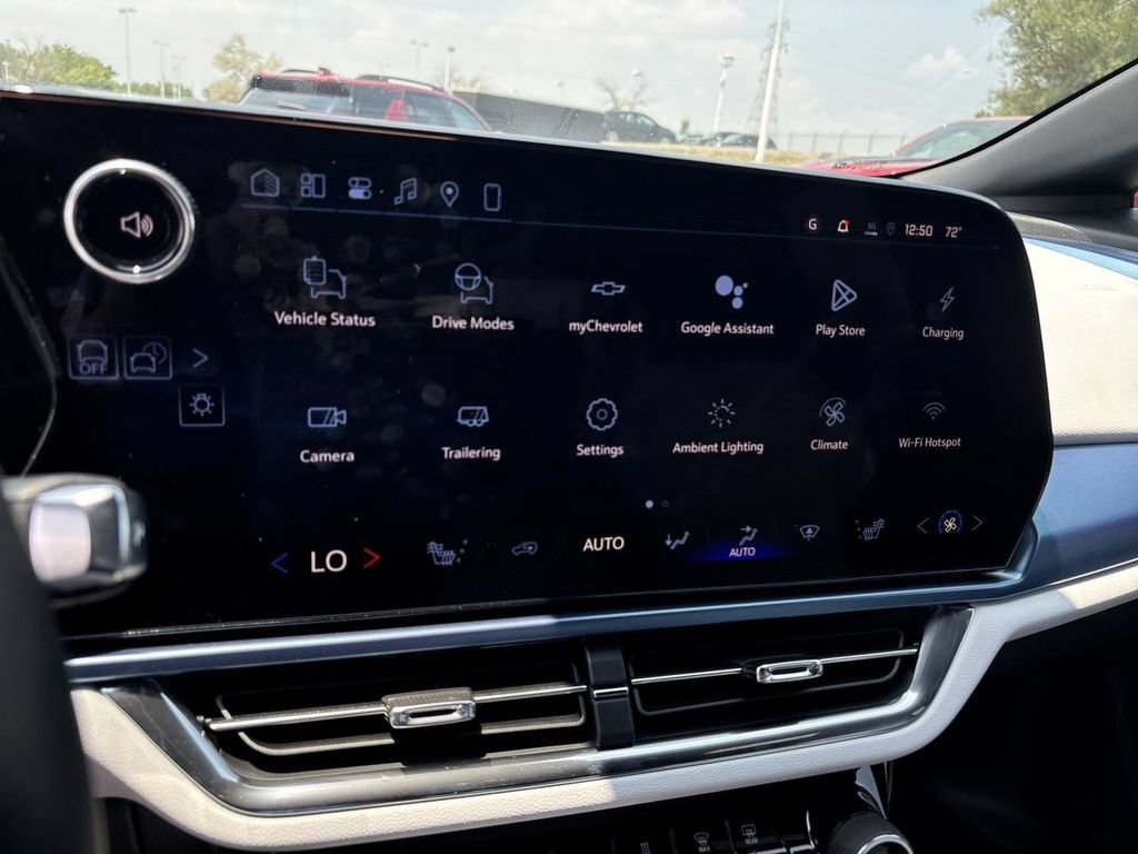 New 2026 Chevrolet Equinox EV LT AWD/4WD image 12