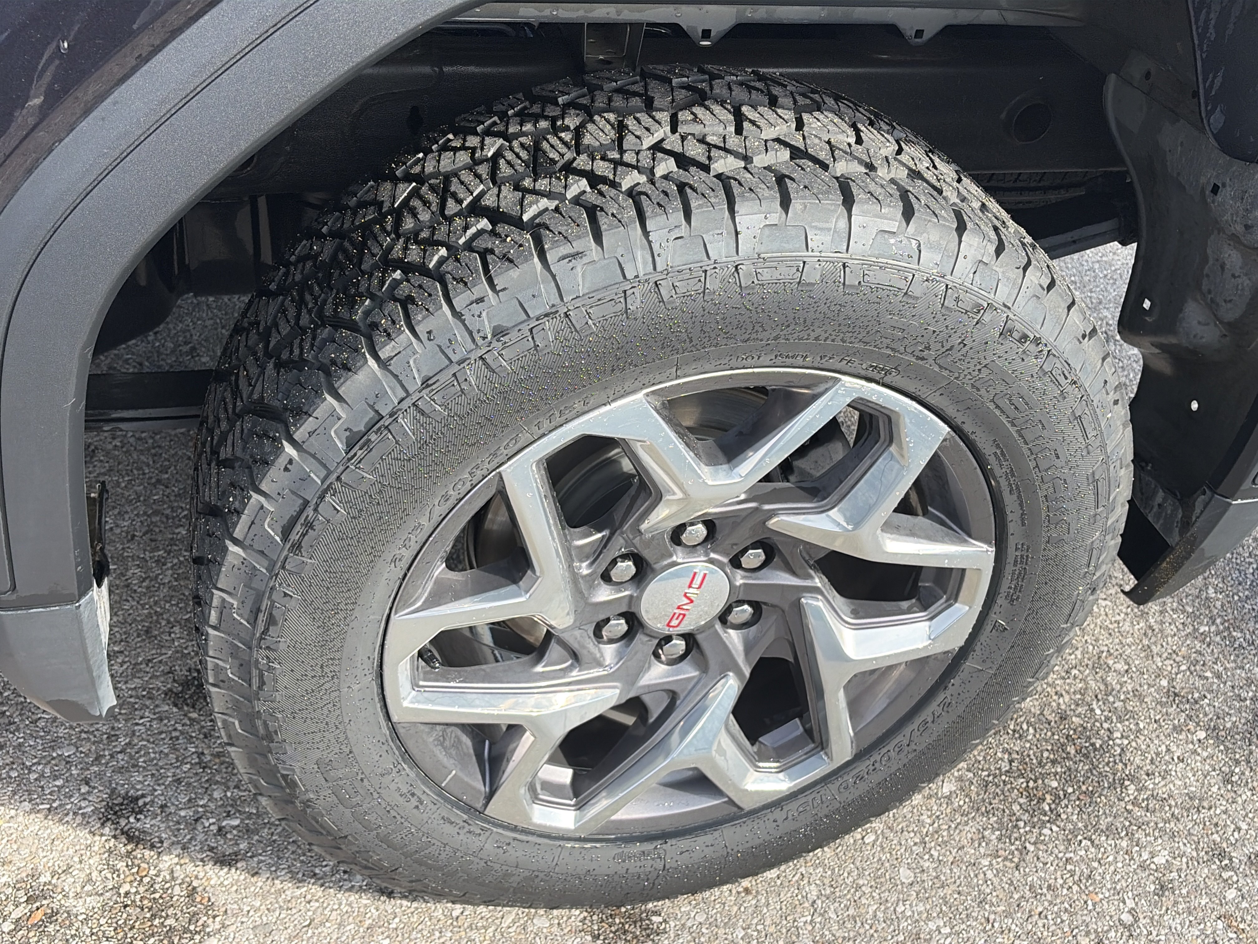 Used 2022 GMC Sierra 1500 SLT w/ SLT Premium Package AWD/4WD image 10