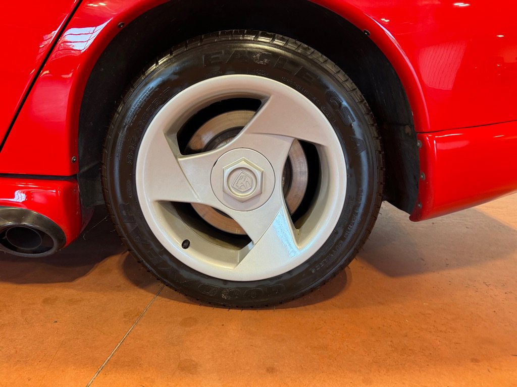 Used 1994 Dodge Viper RT/10 image 17