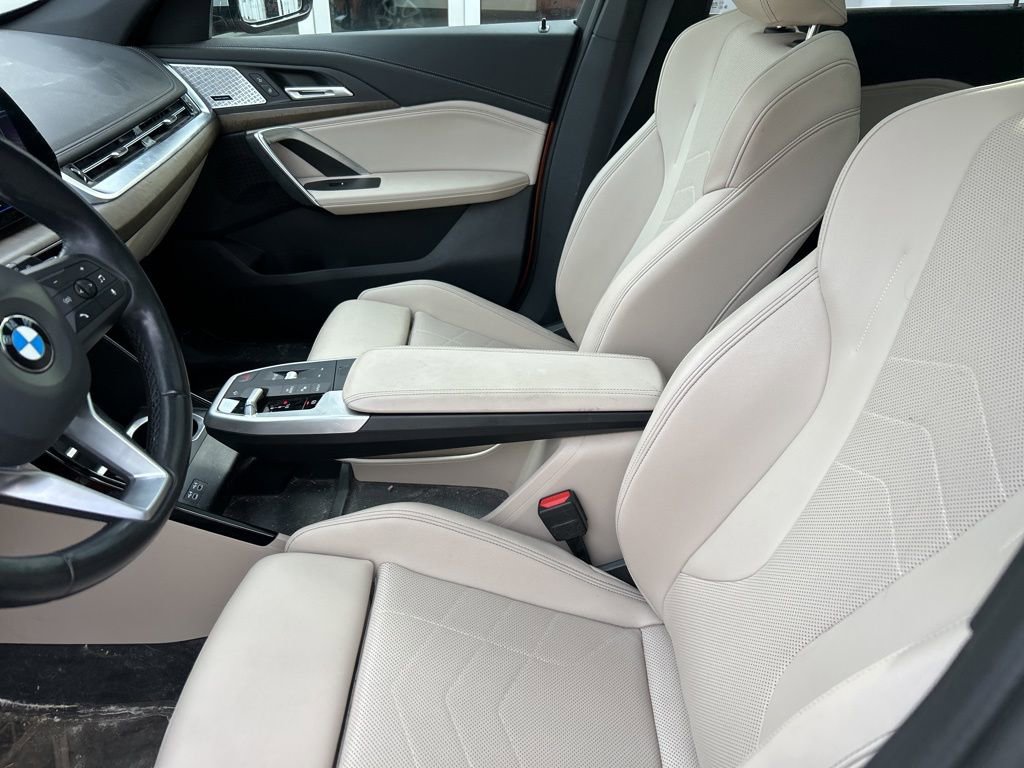 Certified 2023 BMW X1 xDrive28i w/ Premium Package image 10