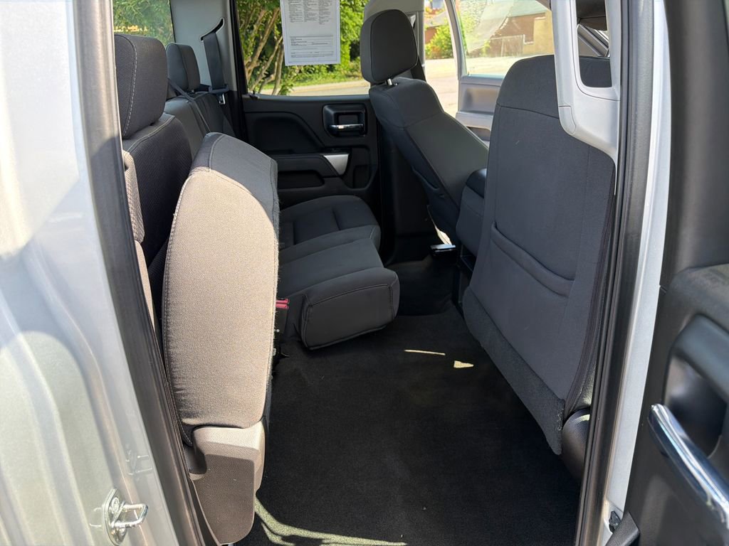 Used 2018 Chevrolet Silverado 1500 LT w/ Trailering Package AWD/4WD image 39