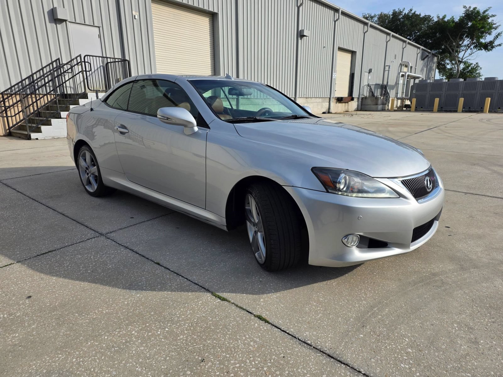 Used 2012 Lexus IS 250C w/ Luxury Pkg RWD image 13