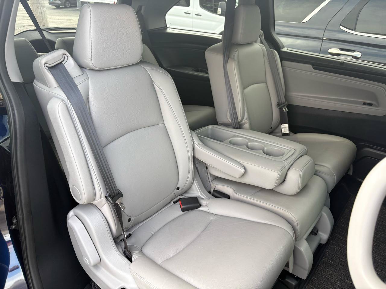 Used 2023 Honda Odyssey EX-L image 18
