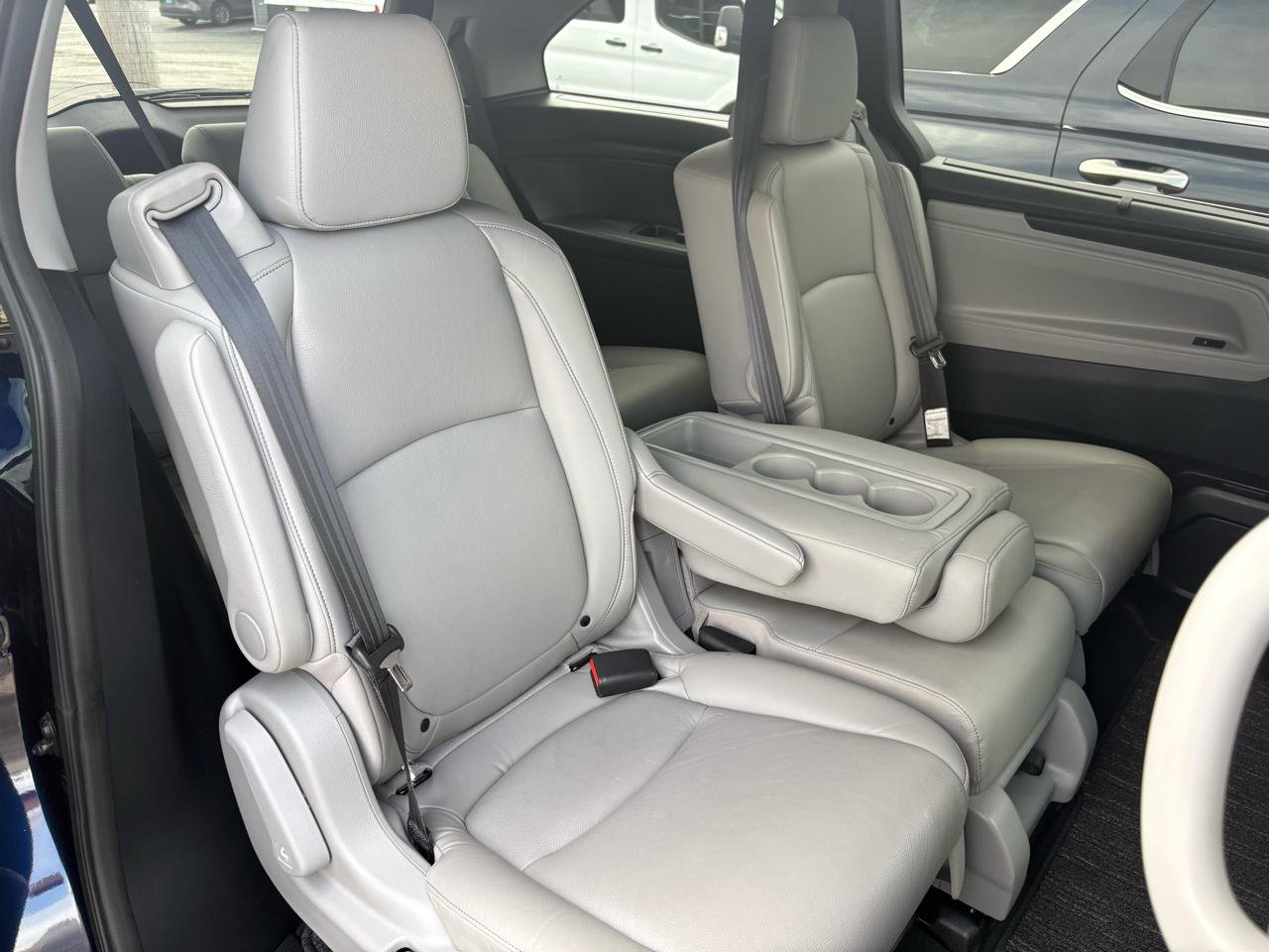 Used 2023 Honda Odyssey EX-L image 18