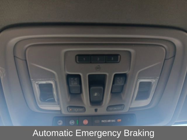 New 2025 GMC Sierra 2500 Denali w/ Denali Reserve Package image 13