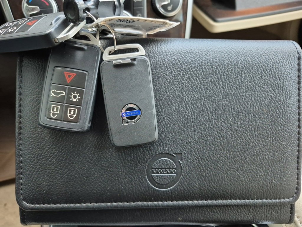 Used 2016 Volvo XC70 T5 Platinum image 33