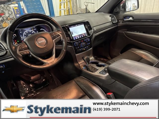 Used 2019 Jeep Grand Cherokee Overland AWD/4WD image 7