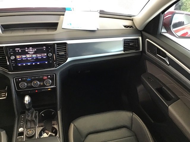 Used 2021 Volkswagen Atlas SEL Premium image 42