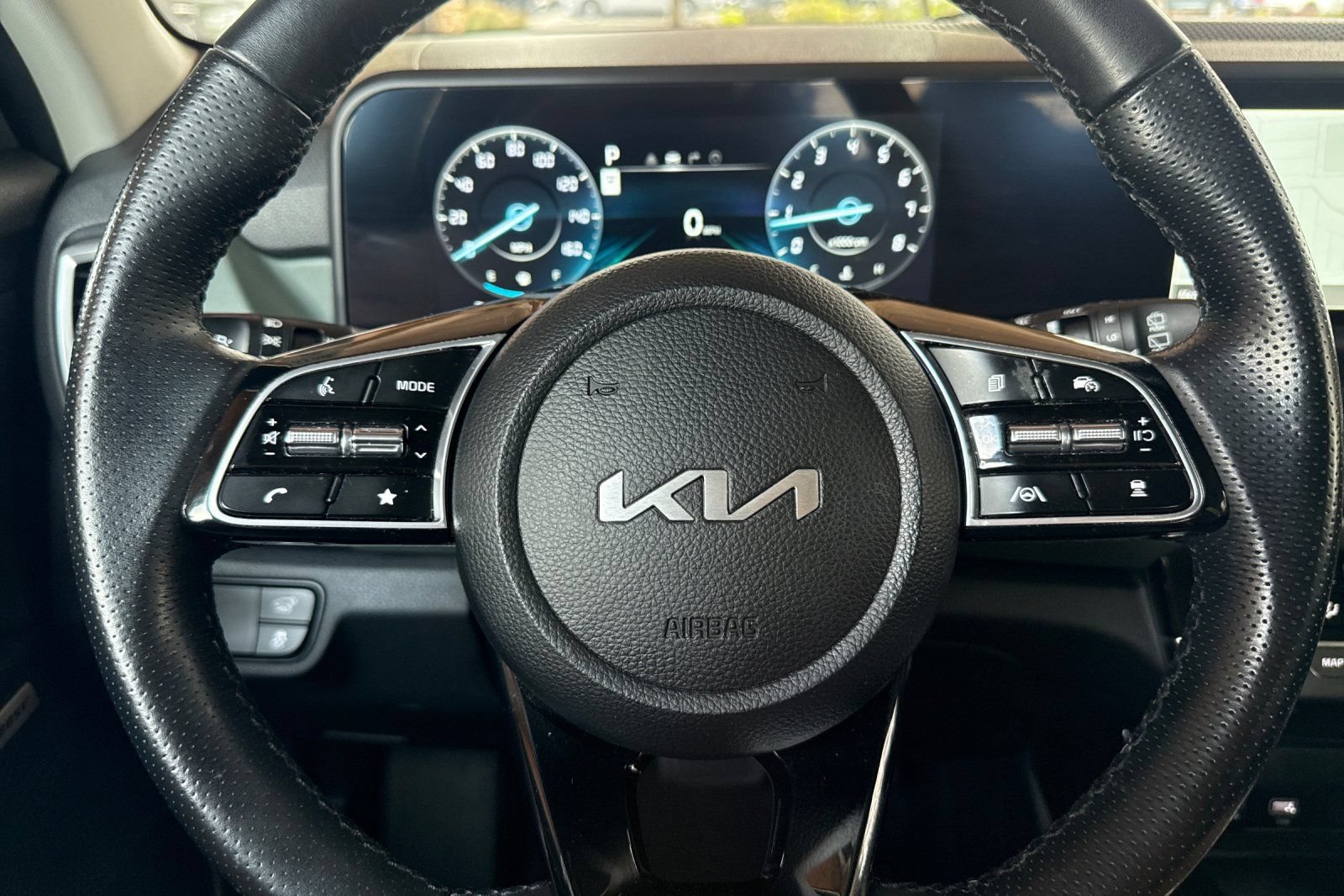 Used 2024 Kia Seltos SX w/ SX Sunroof Package AWD/4WD image 32