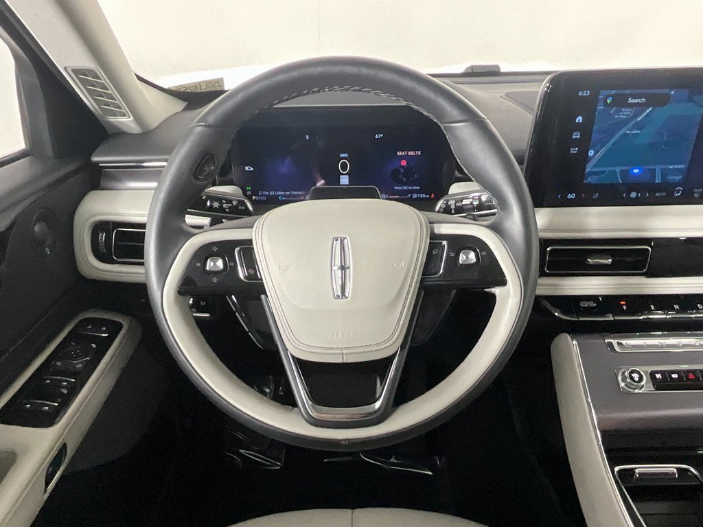 Used 2025 Lincoln Aviator 2WD w/ Equipment Group 101A image 11