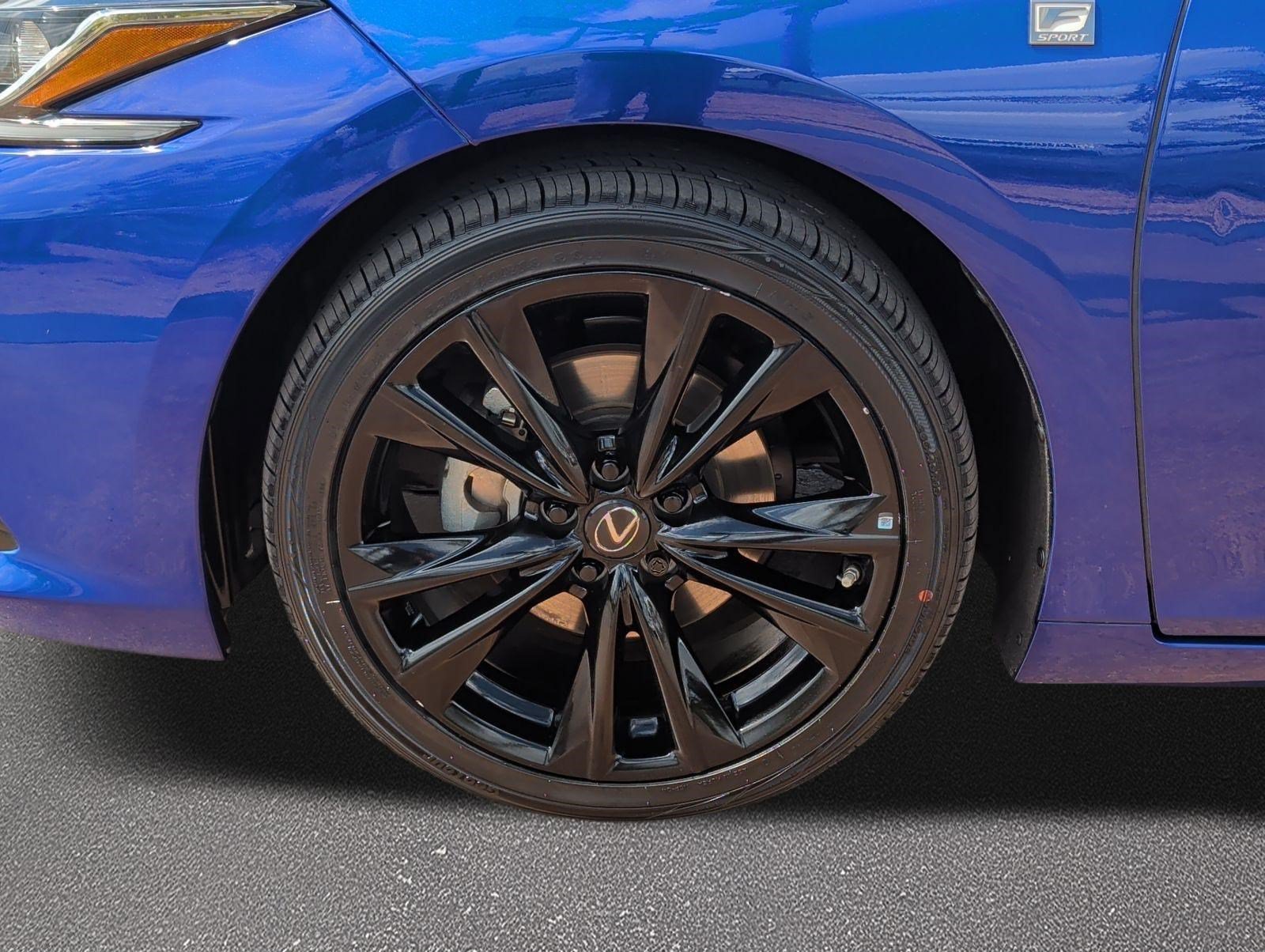 Certified 2023 Lexus ES 350 F Sport w/ Accessory Package (Z2) FWD image 7