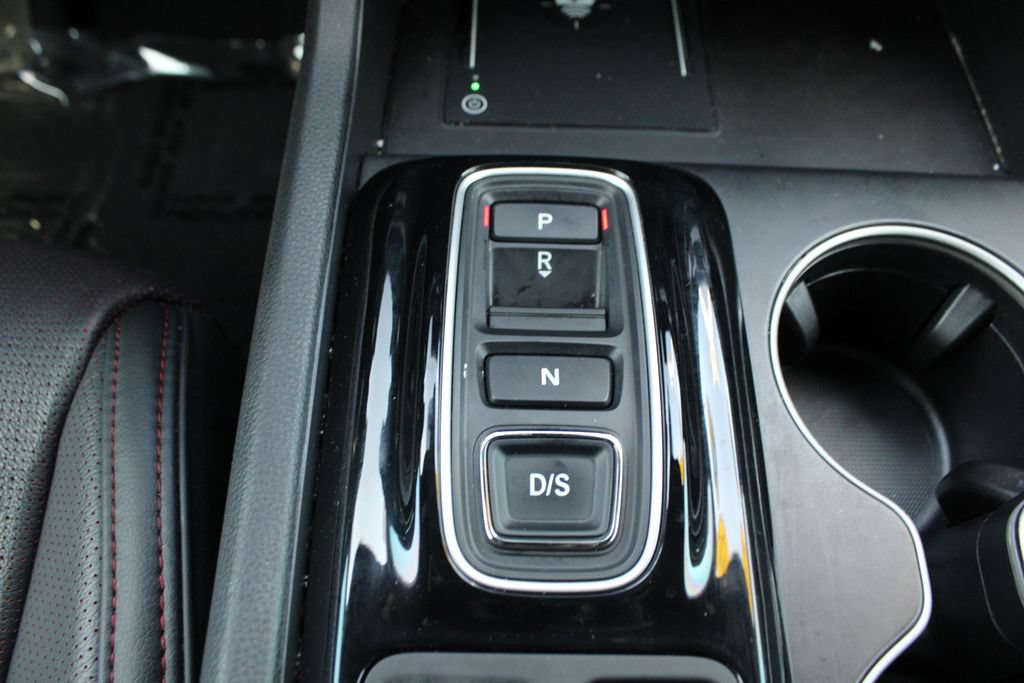 Certified 2025 Honda Pilot Black Edition image 21