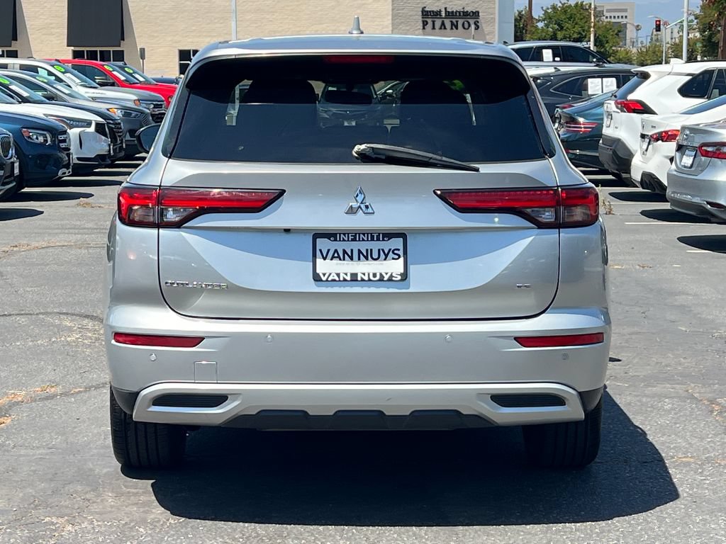 Used 2024 Mitsubishi Outlander SE FWD image 6