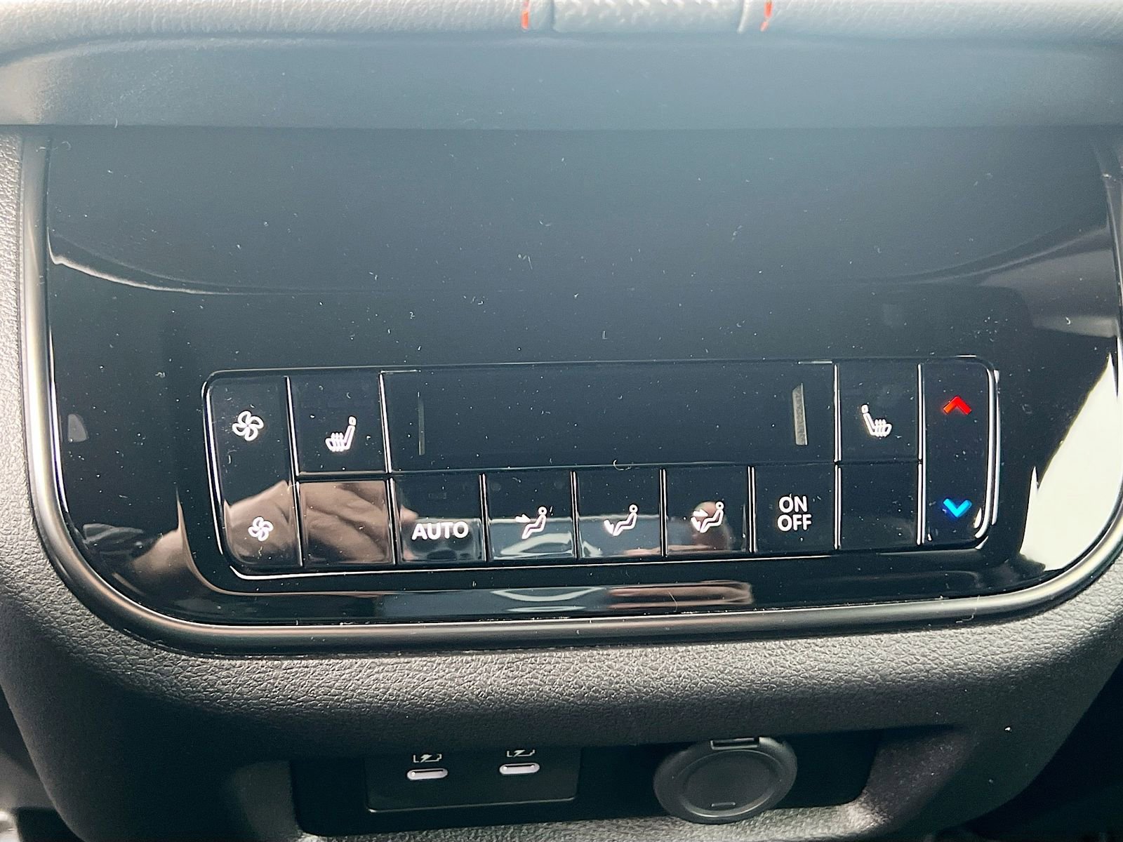 New 2026 Nissan Armada PRO-4X image 28