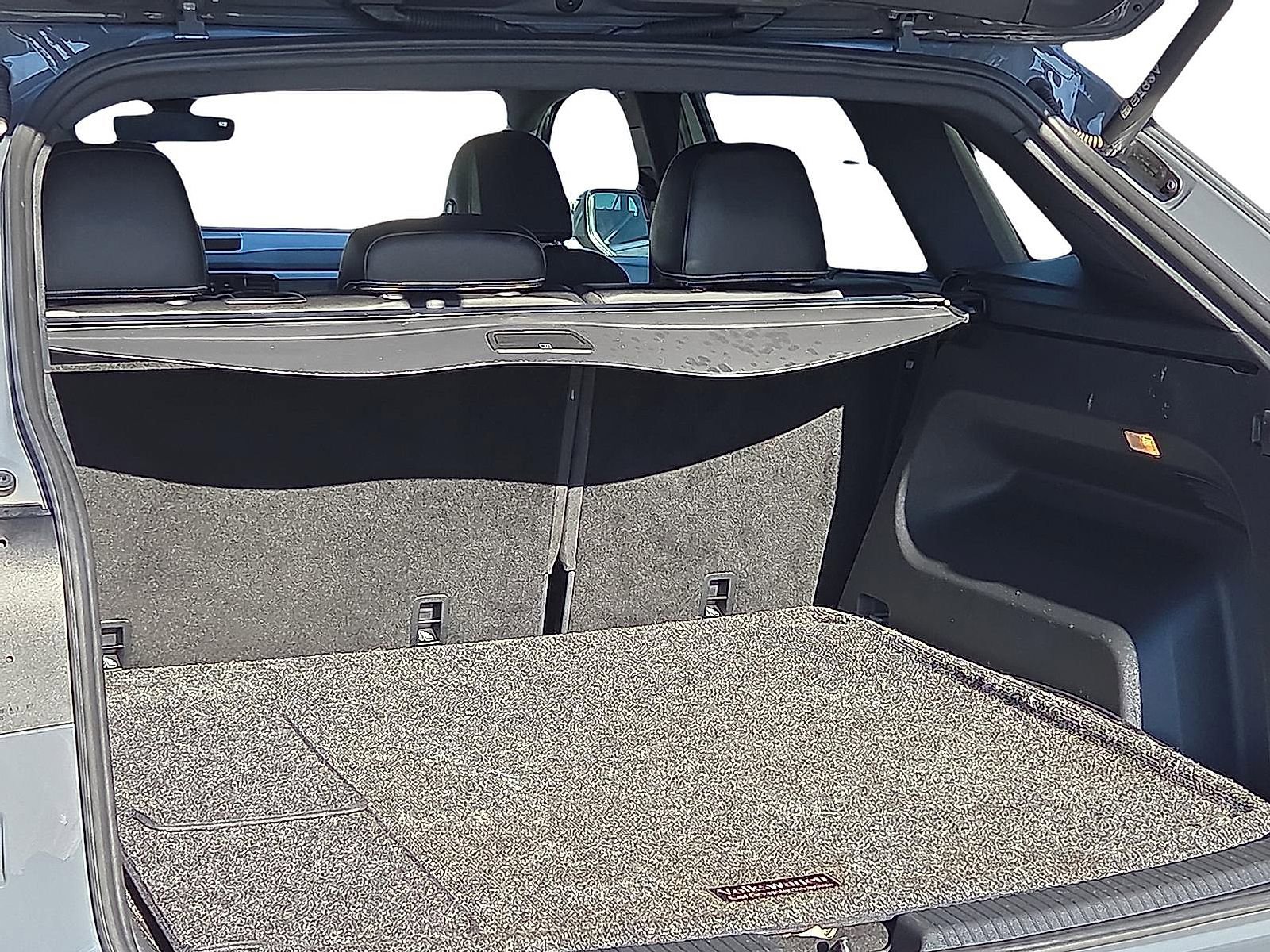 Used 2023 Volkswagen Atlas Cross Sport SEL Premium R-Line image 9