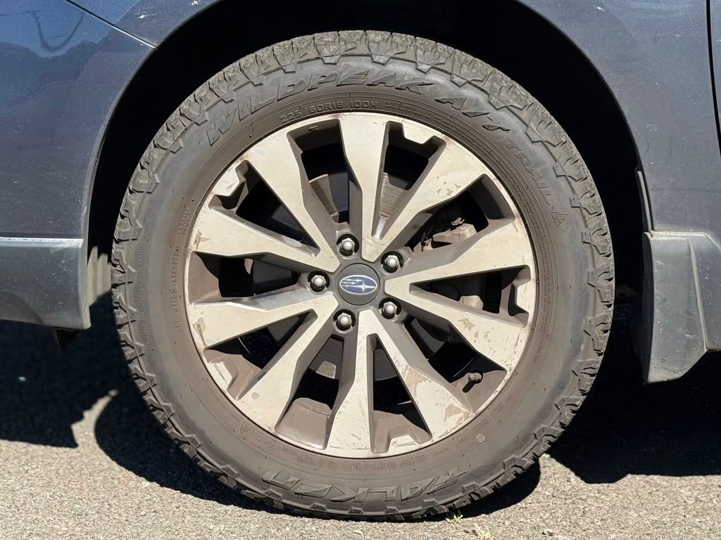 Used 2017 Subaru Outback 2.5i Limited AWD/4WD image 9
