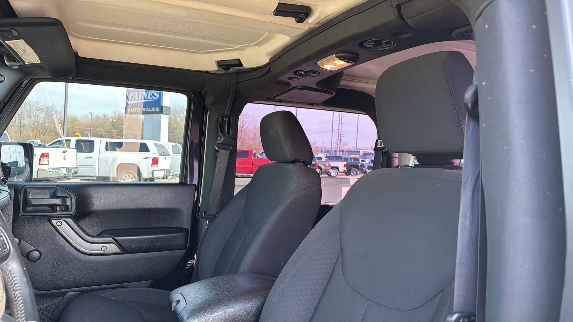 Used 2017 Jeep Wrangler Sport w/ Connectivity Group image 36