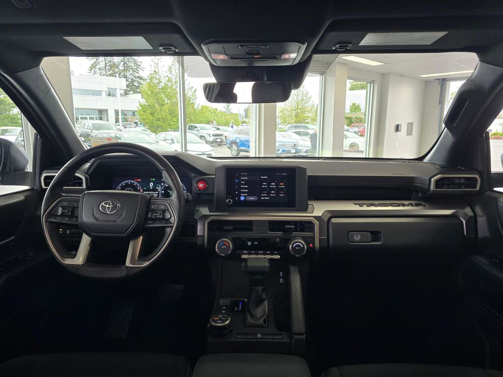 Certified 2024 Toyota Tacoma TRD Off-Road AWD/4WD image 23