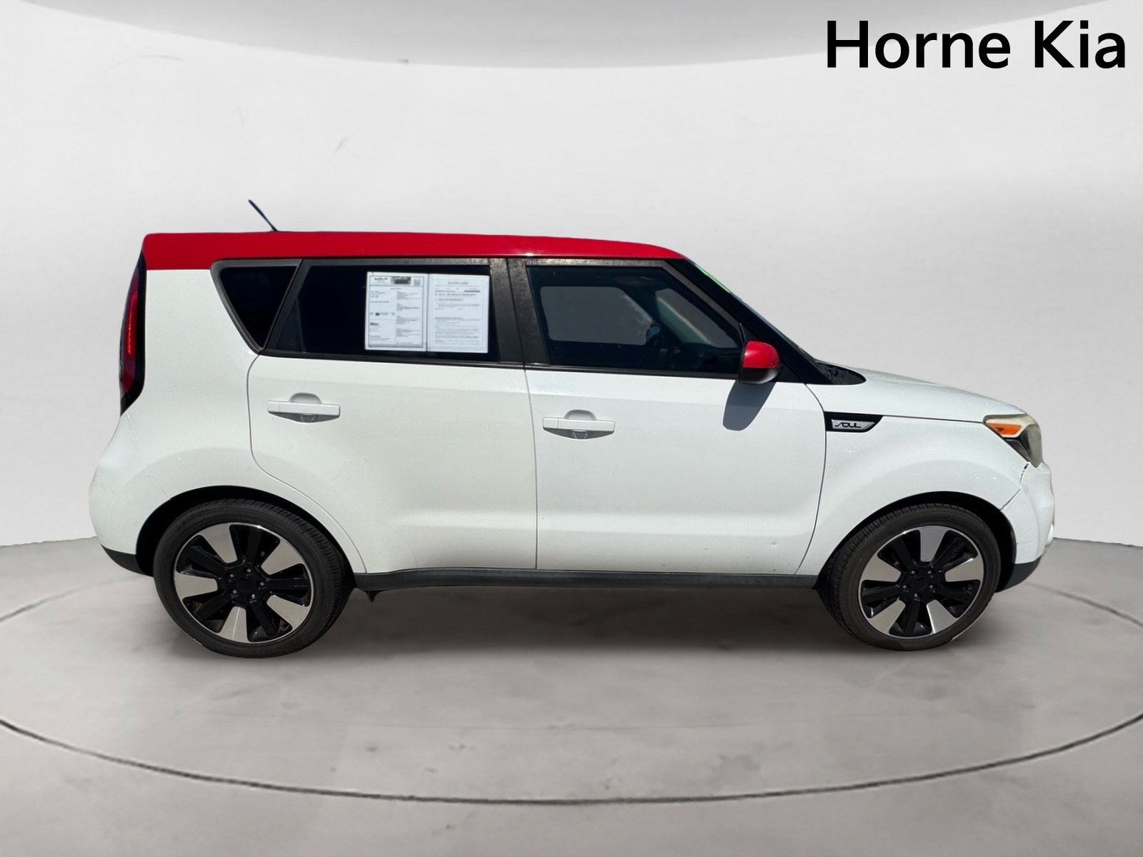 Used 2019 Kia Soul + FWD image 3