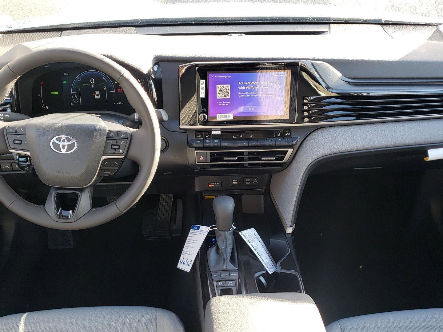 Used 2026 Toyota Camry LE w/ Convenience Package image 12