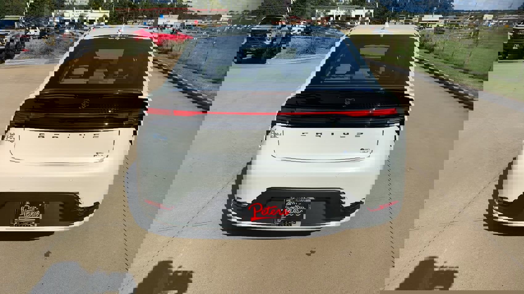 Used 2025 Toyota Prius Limited image 8