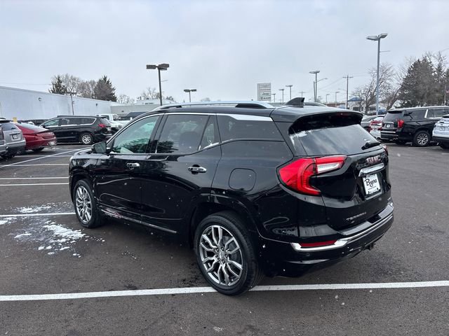 Used 2023 GMC Terrain Denali image 4