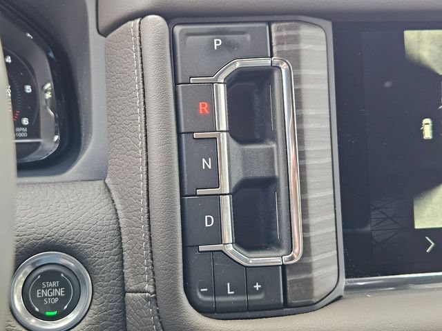 Certified 2024 GMC Yukon XL Denali w/ Advanced Technology Package AWD/4WD image 11