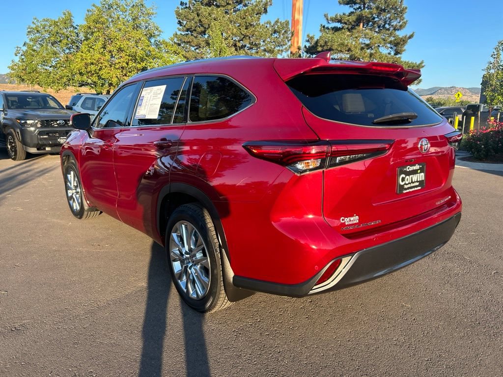 Used 2020 Toyota Highlander Limited AWD/4WD image 5