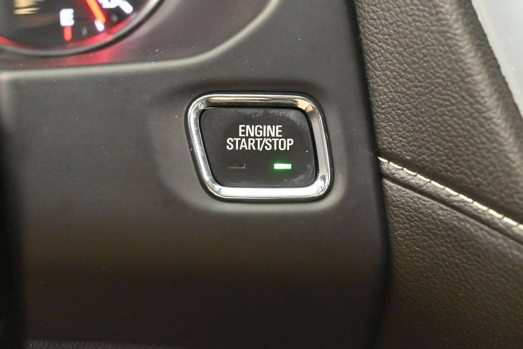 Used 2023 GMC Acadia SLT w/ Technology Package FWD image 40