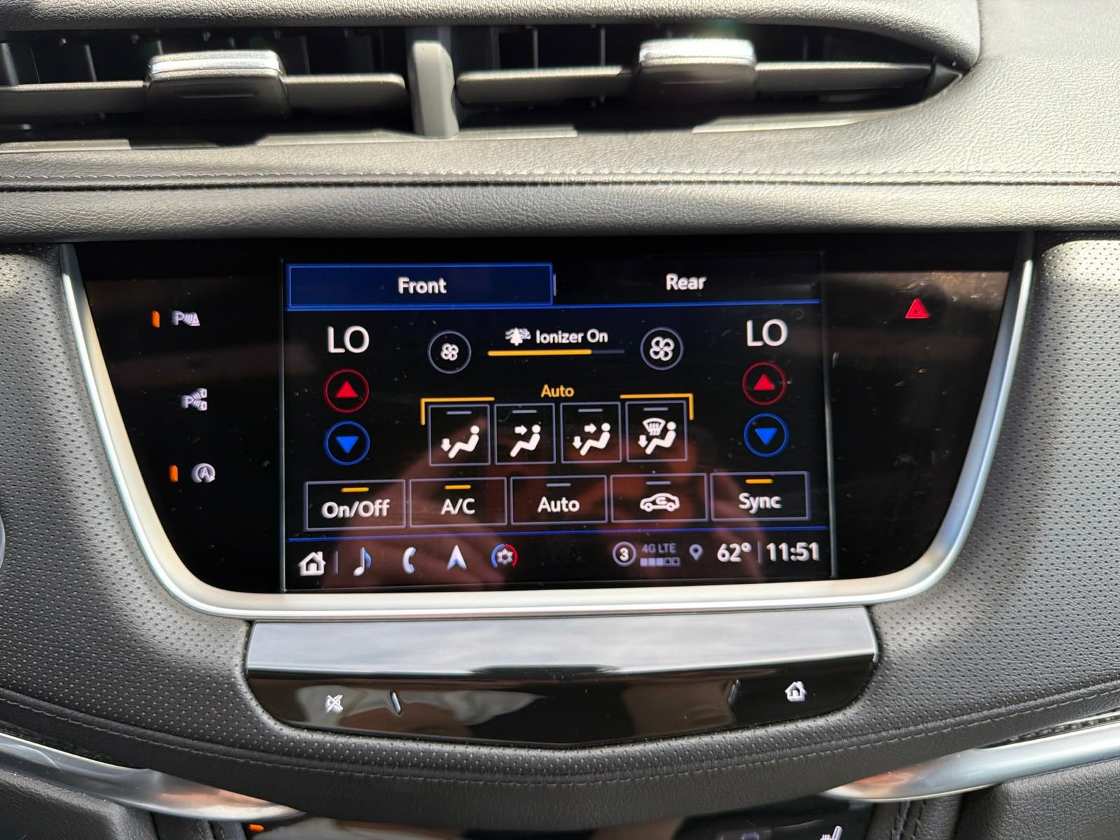 Used 2024 Cadillac XT5 Sportv w/ Technology Package AWD/4WD image 15