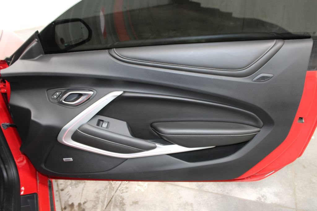 Used 2018 Chevrolet Camaro SS RWD image 25