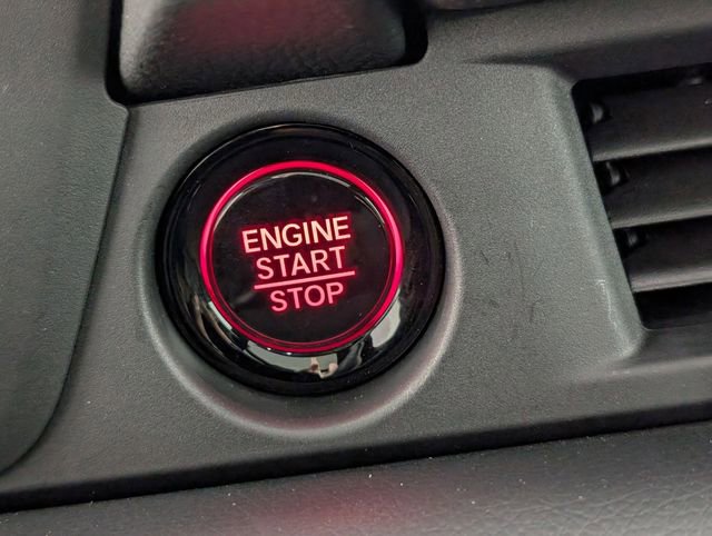 Used 2025 Honda Pilot TrailSport image 25