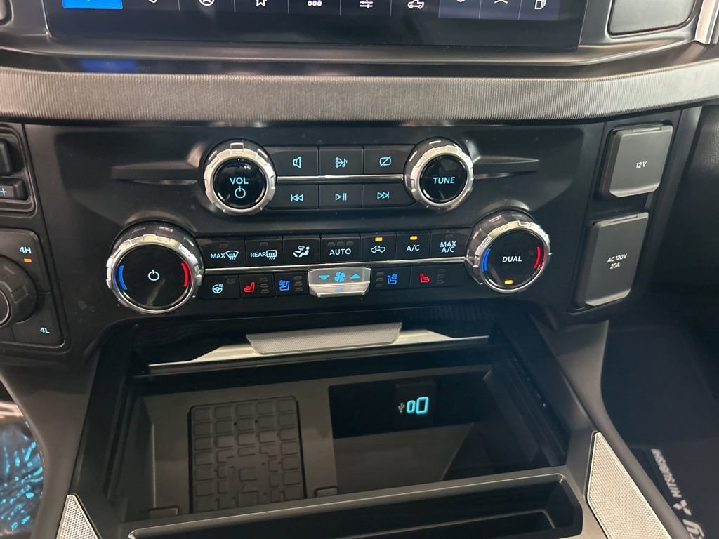 Used 2024 Ford F350 Platinum image 49