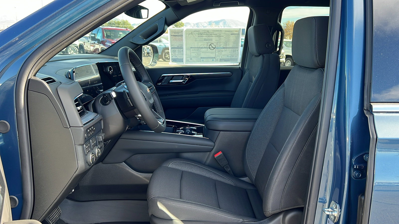 New 2026 Chevrolet Suburban LS image 30