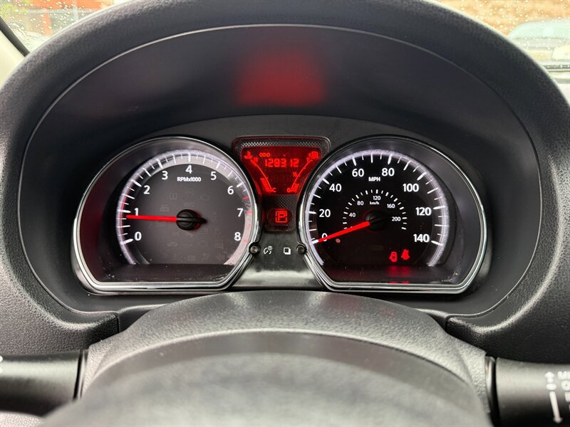 Used 2014 Nissan Versa SV image 18